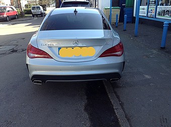Merc CLA220 retrofit DAB.JPG
